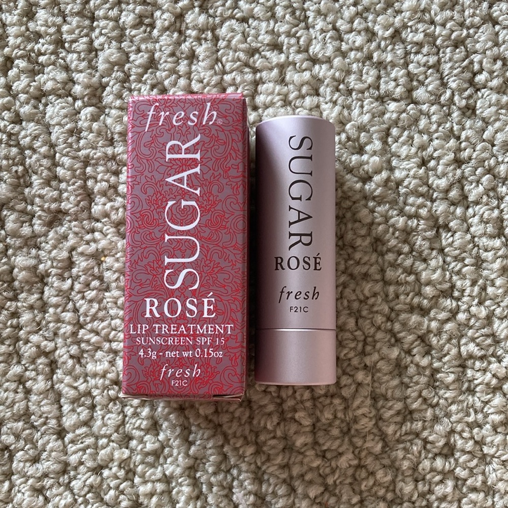 Fresh Sugar Lip Treatment in Rose Full Size 0.15 oz Tinted Balm Lipstick NIB